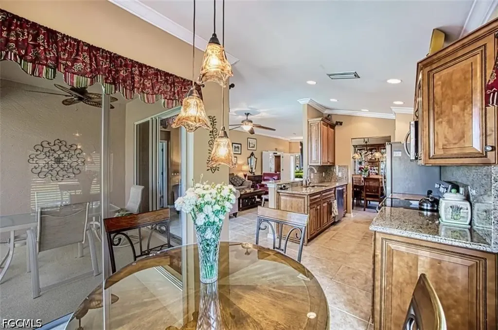 10092 Oakhurst Way Fort Myers FL 33913