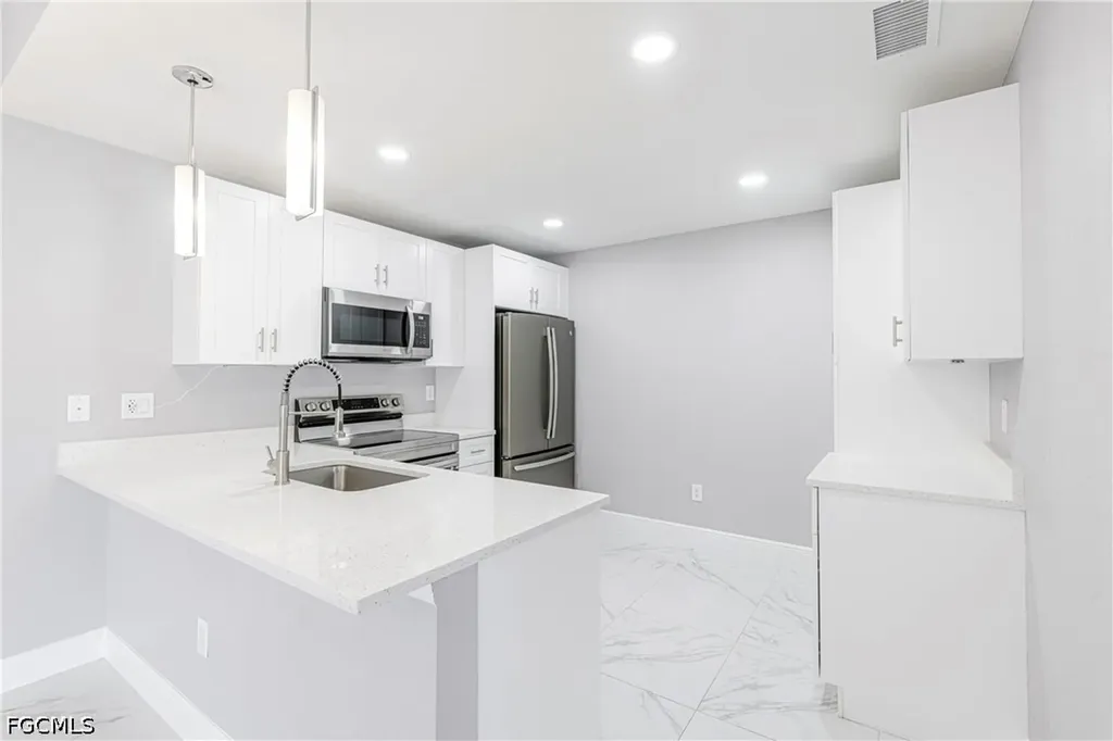 17334 Birchwood Lane Fort Myers FL 33908