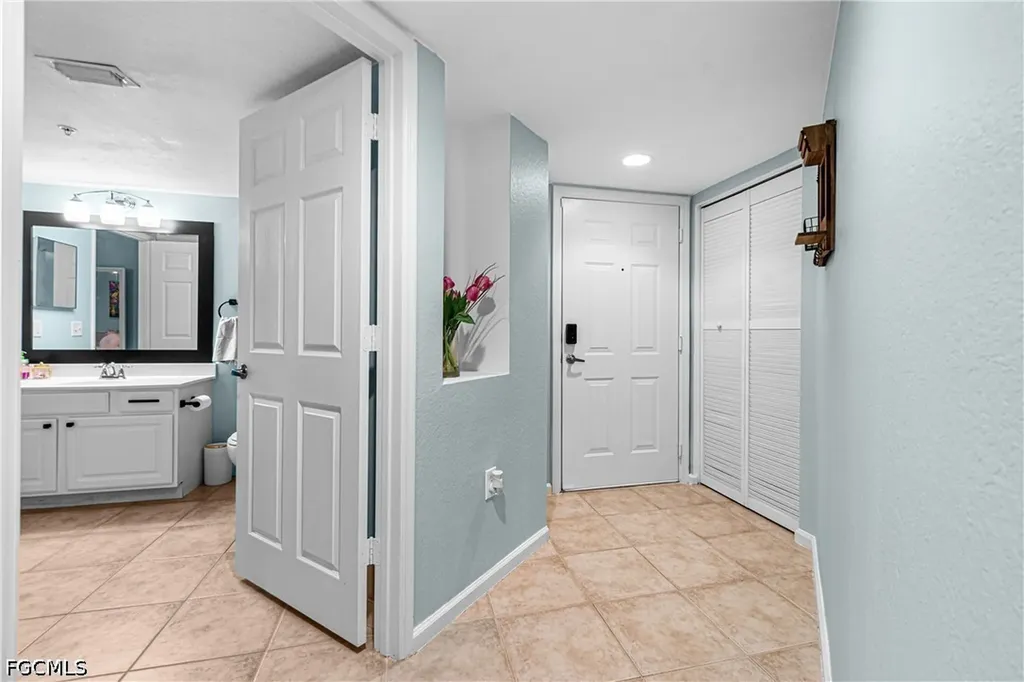 4121 Residence Drive Fort Myers FL 33901