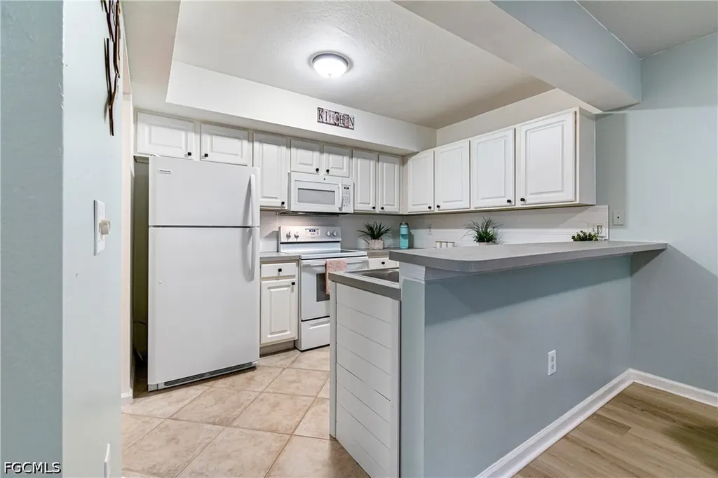4121 Residence Drive Fort Myers FL 33901