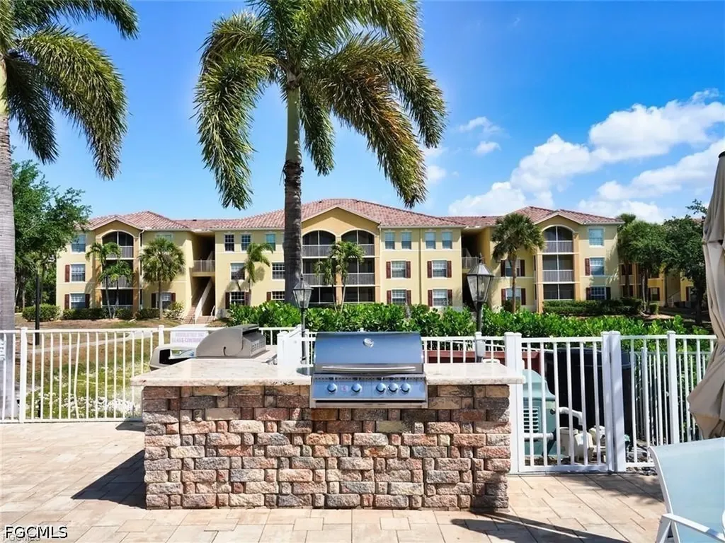4121 Residence Drive Fort Myers FL 33901