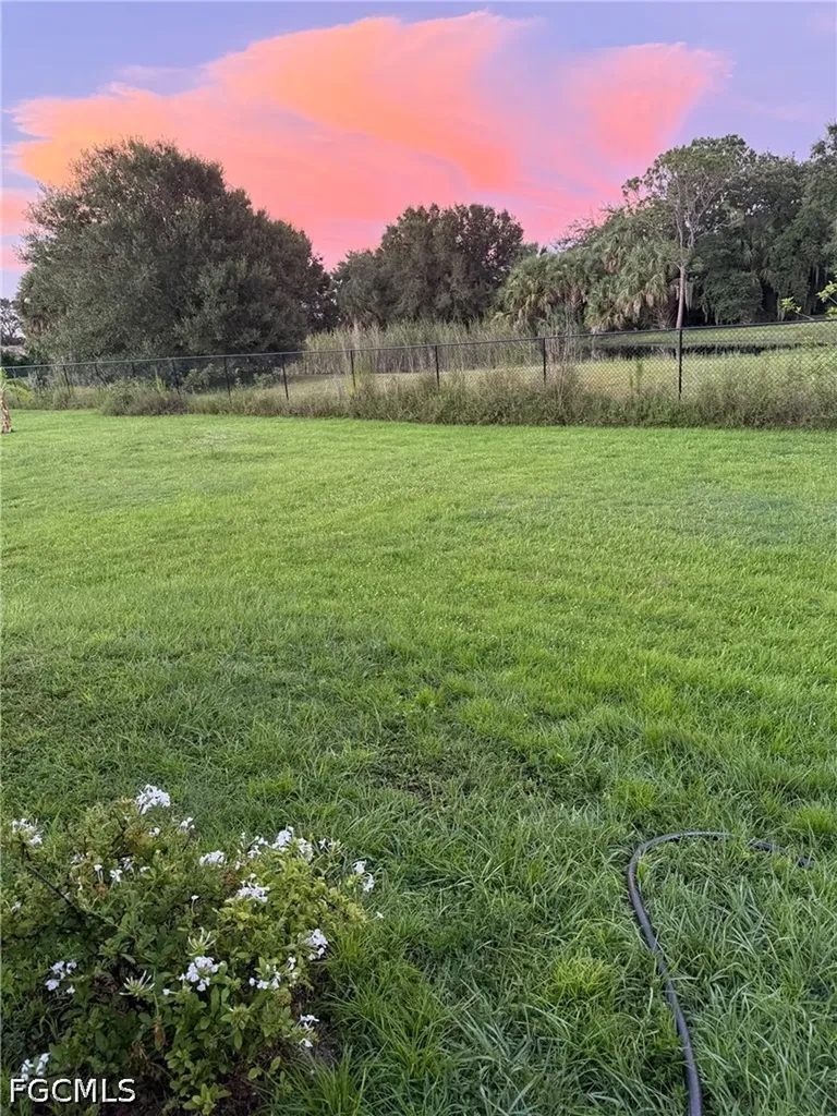4665 47th Avenue NE Naples FL 34120