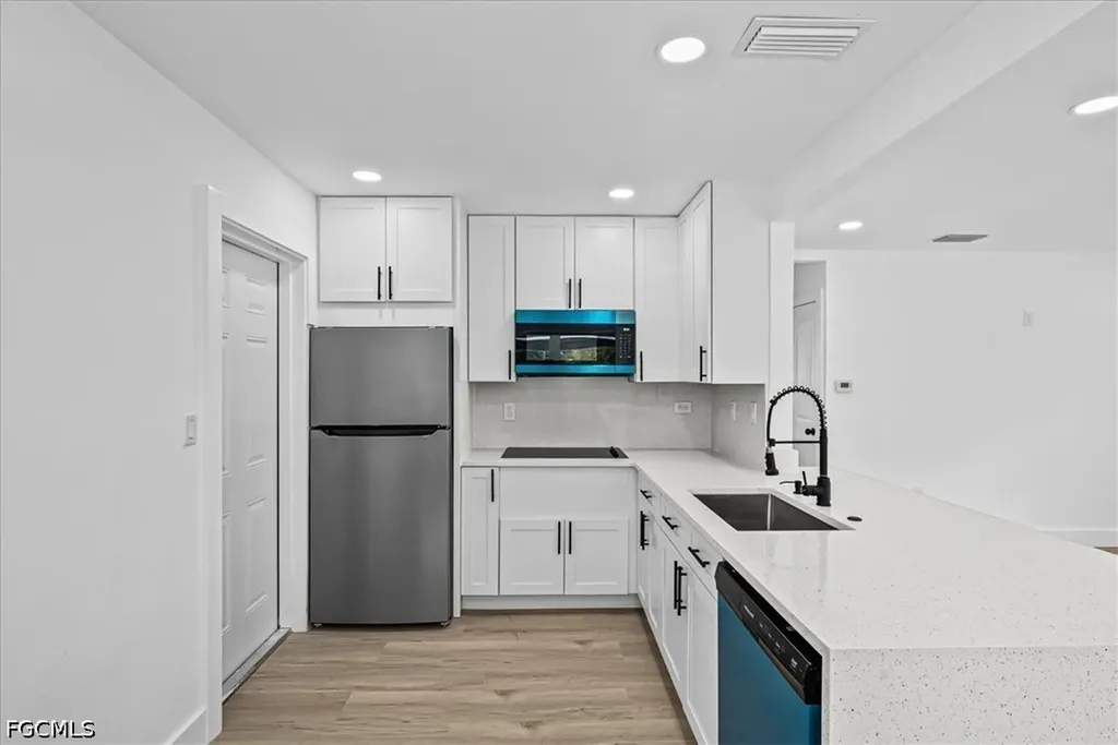 2215 South Street Fort Myers FL 33901