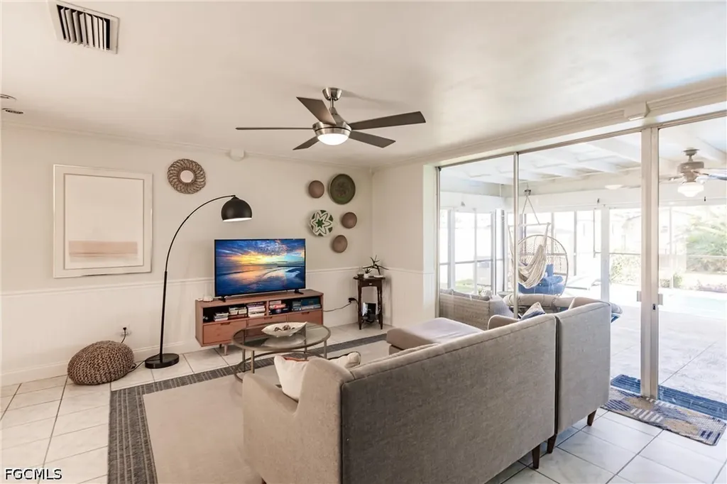 1437 Vendome Court Cape Coral FL 33904