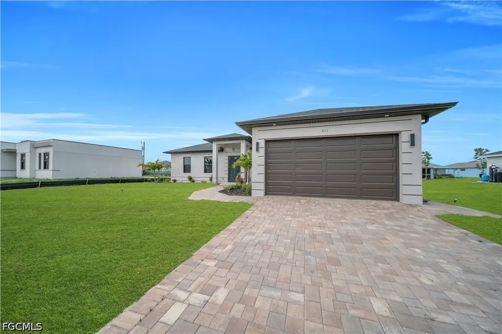 513 NW 25th Terrace Cape Coral FL 33993