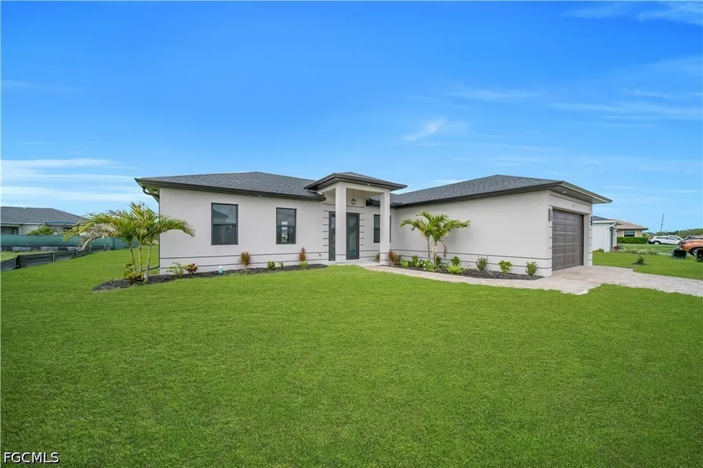 513 NW 25th Terrace Cape Coral FL 33993