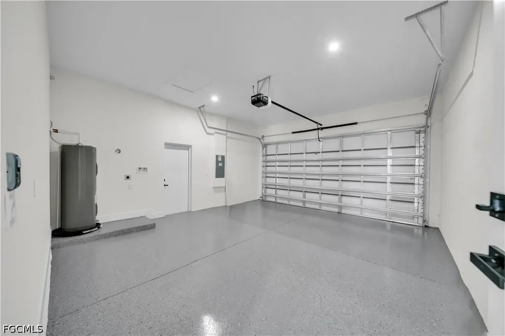 513 NW 25th Terrace Cape Coral FL 33993