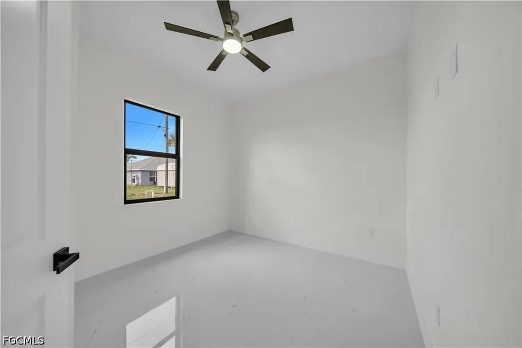 513 NW 25th Terrace Cape Coral FL 33993