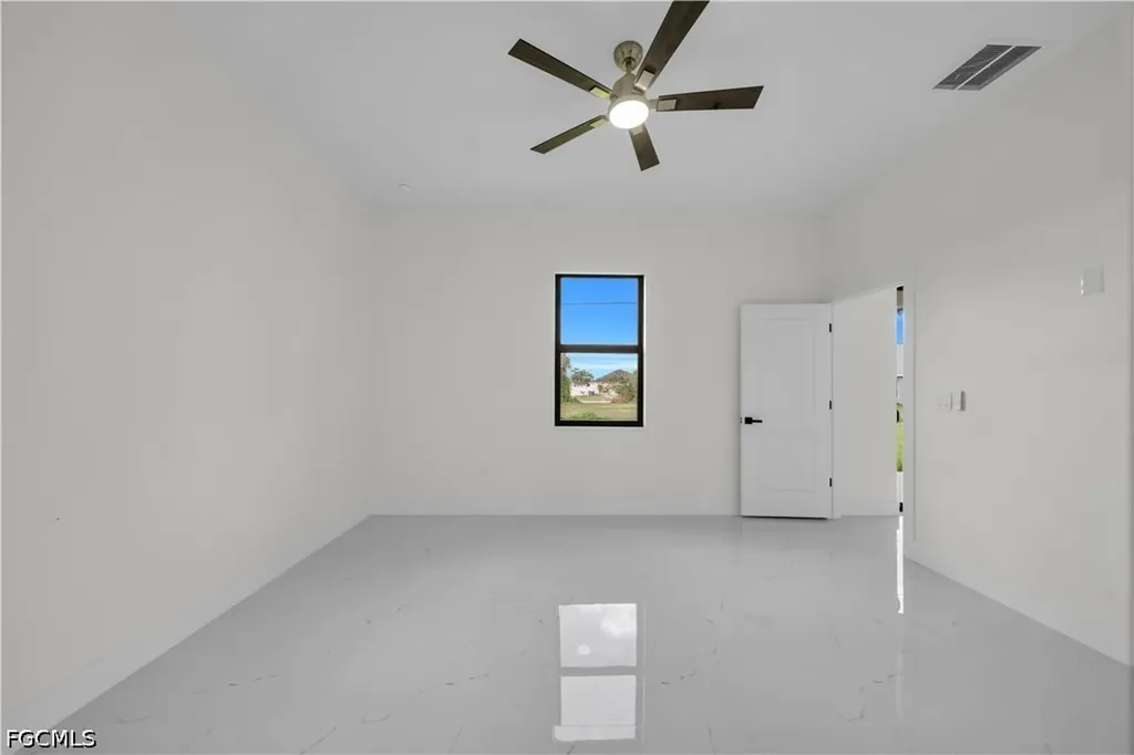 513 NW 25th Terrace Cape Coral FL 33993