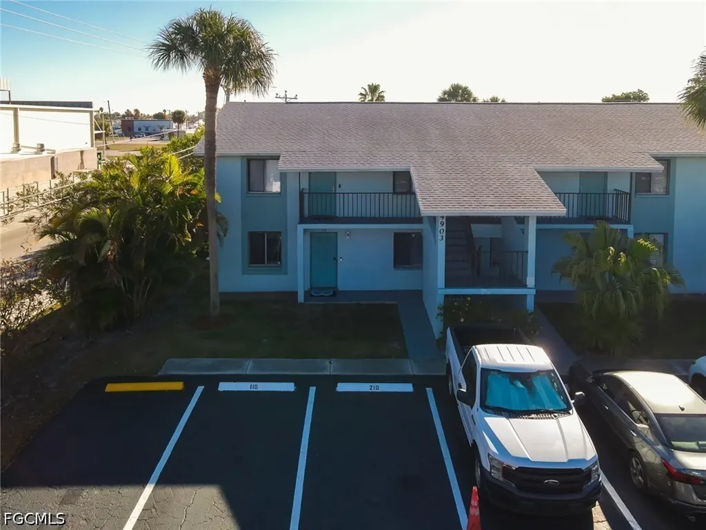 4903 Vincennes Street Cape Coral FL 33904