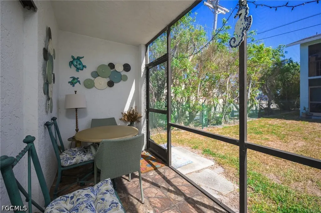 4903 Vincennes Street Cape Coral FL 33904