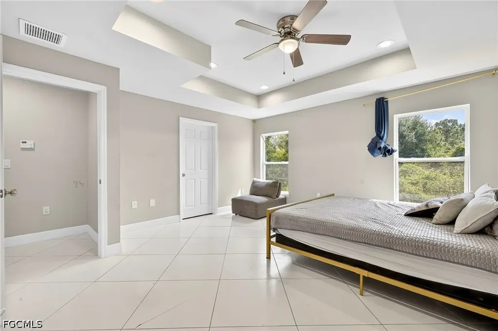 872 Carbon Street E Lehigh Acres FL 33974