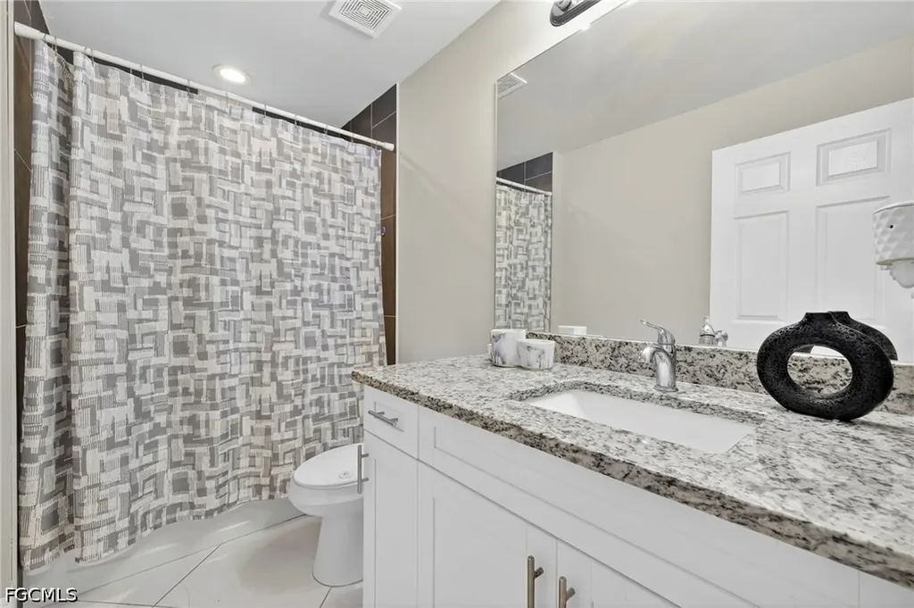 872 Carbon Street E Lehigh Acres FL 33974