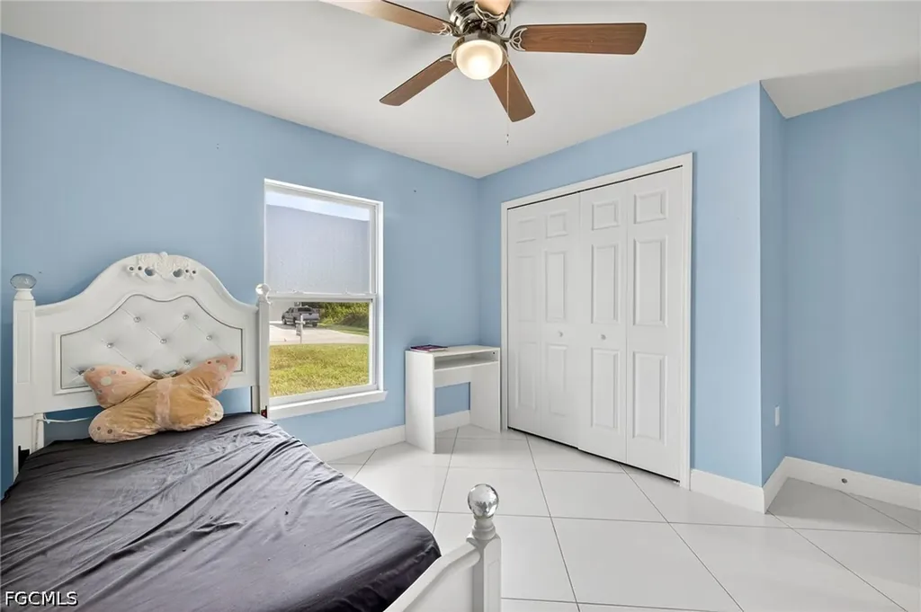 872 Carbon Street E Lehigh Acres FL 33974