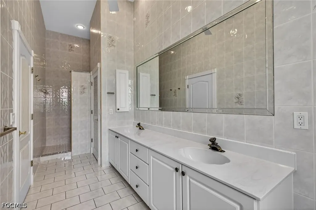 12470 Panasoffkee Drive North Fort Myers FL 33903