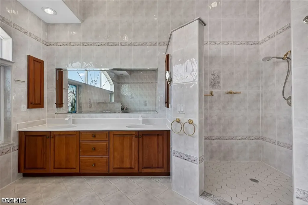 12470 Panasoffkee Drive North Fort Myers FL 33903