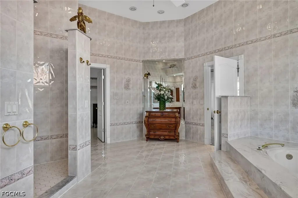 12470 Panasoffkee Drive North Fort Myers FL 33903