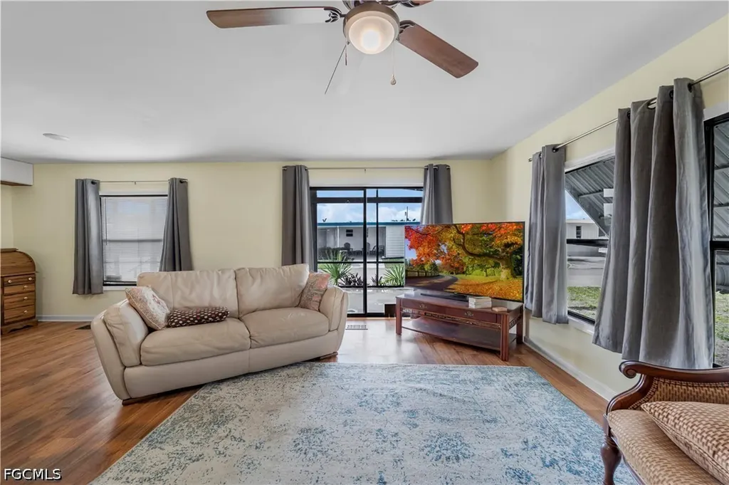 5655 Captain John Smith Loop North Fort Myers FL 33917