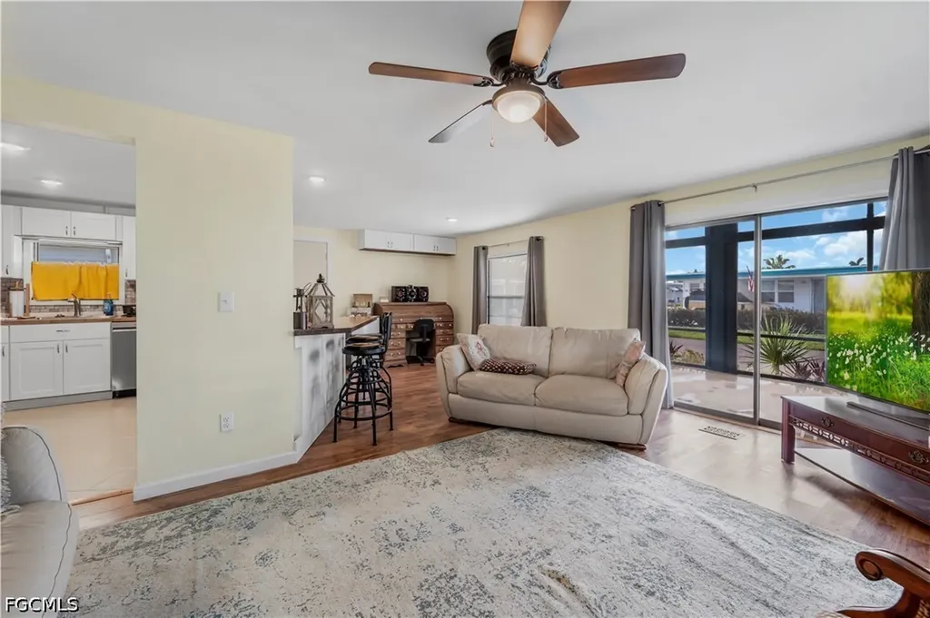 5655 Captain John Smith Loop North Fort Myers FL 33917