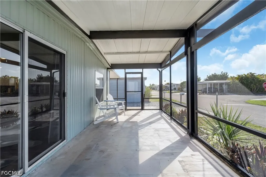 5655 Captain John Smith Loop North Fort Myers FL 33917