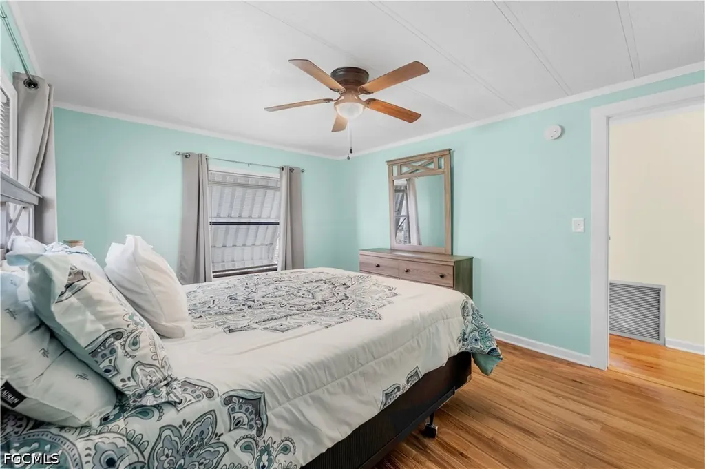 5655 Captain John Smith Loop North Fort Myers FL 33917