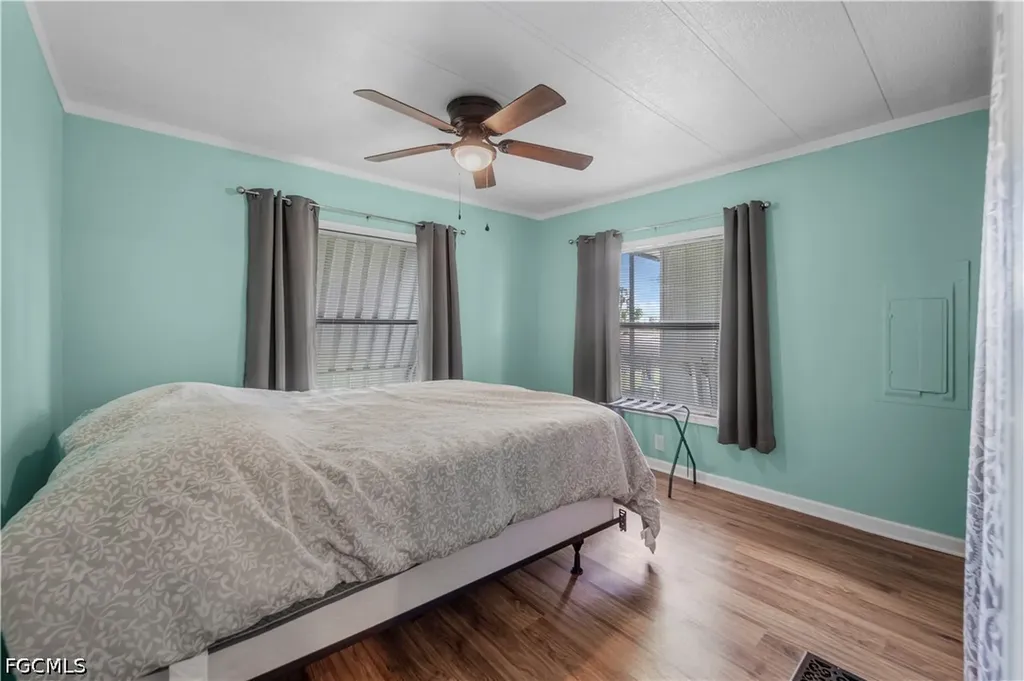 5655 Captain John Smith Loop North Fort Myers FL 33917