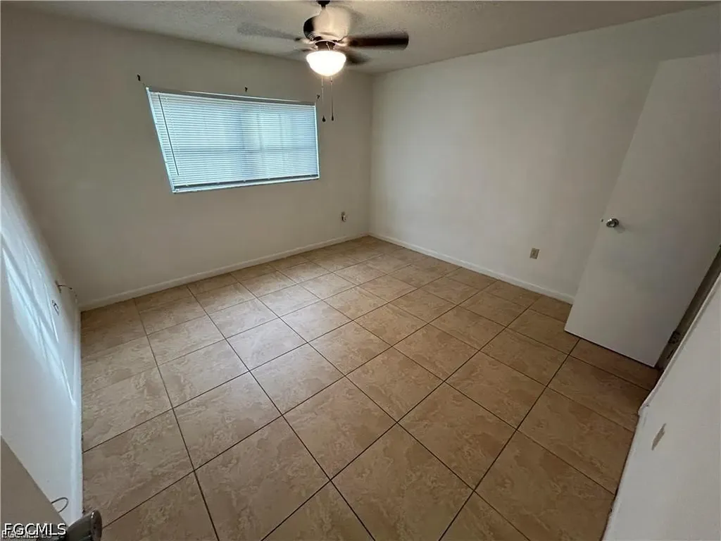 3704 Broadway Fort Myers FL 33901