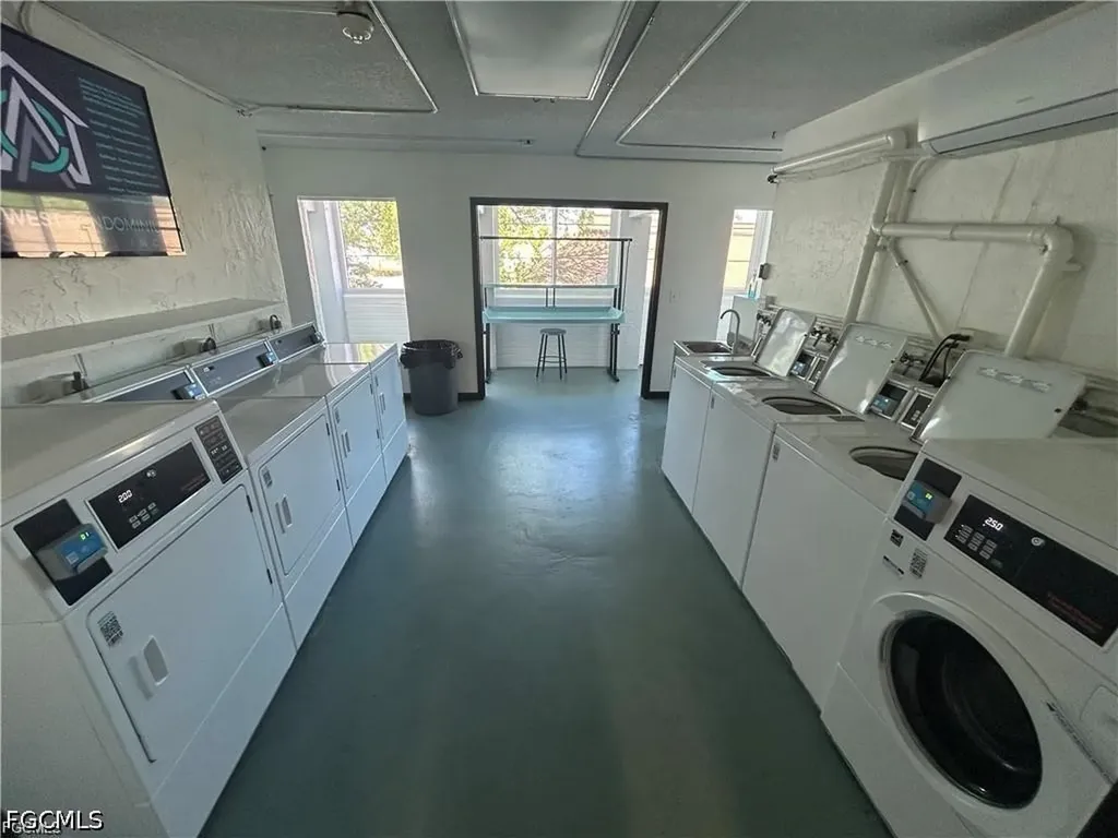 3704 Broadway Fort Myers FL 33901