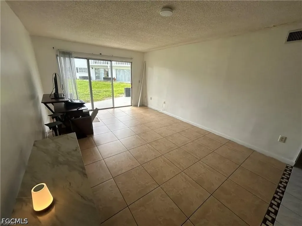 3704 Broadway Fort Myers FL 33901