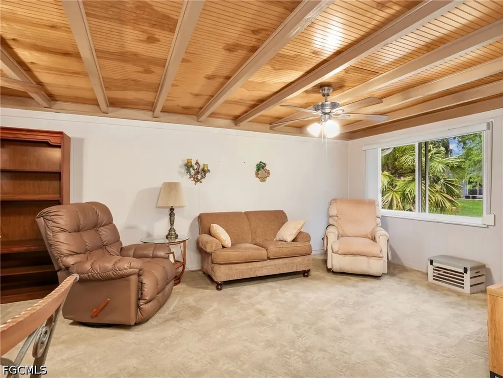 840 Pangola Drive W North Fort Myers FL 33903