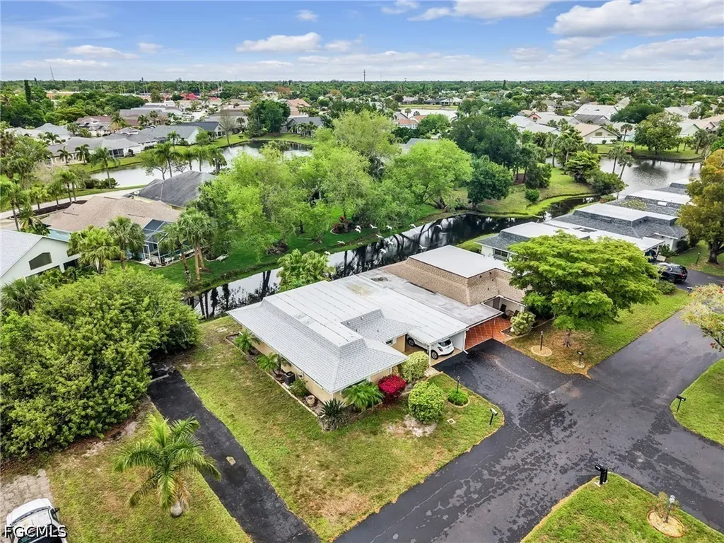 840 Pangola Drive W North Fort Myers FL 33903
