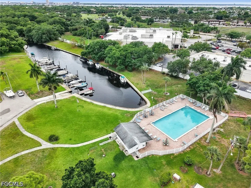 840 Pangola Drive W North Fort Myers FL 33903