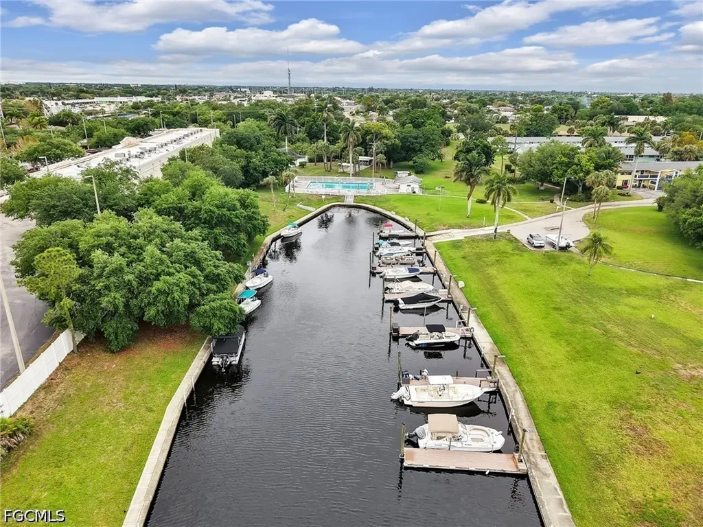 840 Pangola Drive W North Fort Myers FL 33903