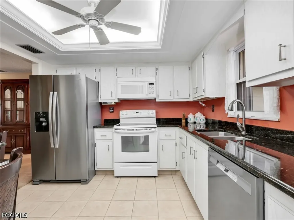 840 Pangola Drive W North Fort Myers FL 33903