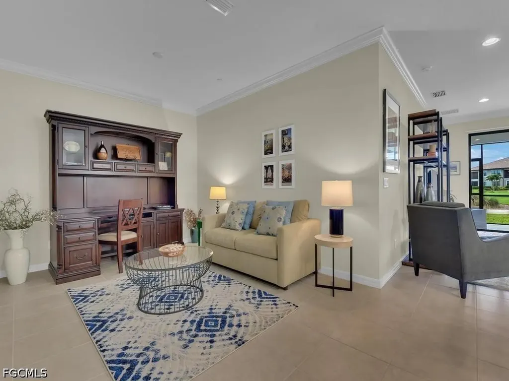 9366 Pocida Court Naples FL 34119