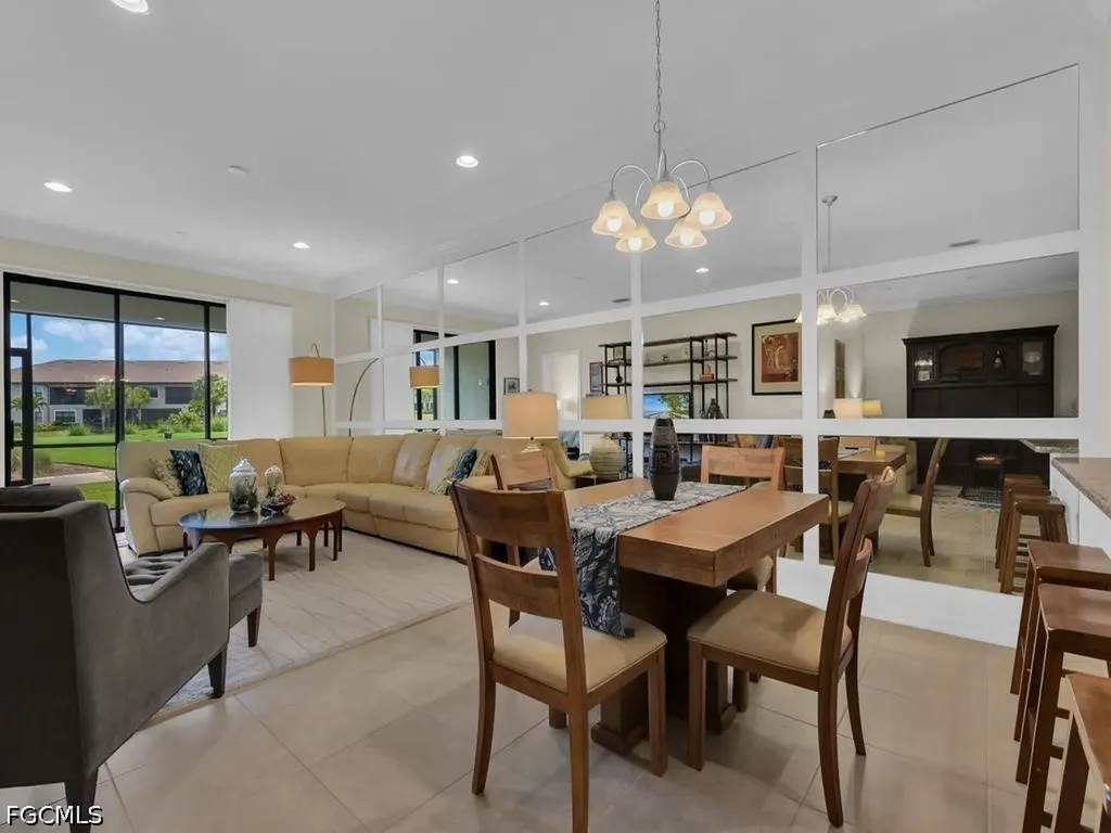 9366 Pocida Court Naples FL 34119