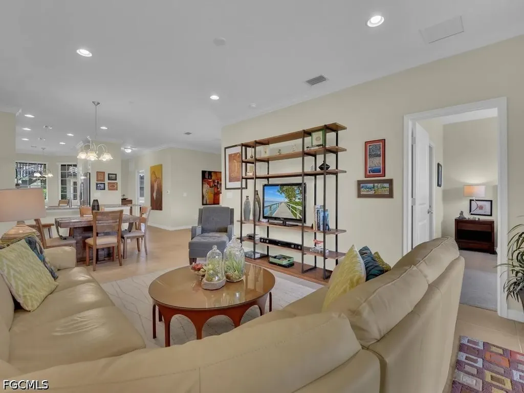 9366 Pocida Court Naples FL 34119