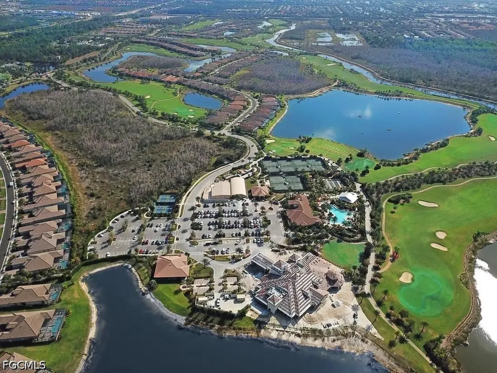 9366 Pocida Court Naples FL 34119