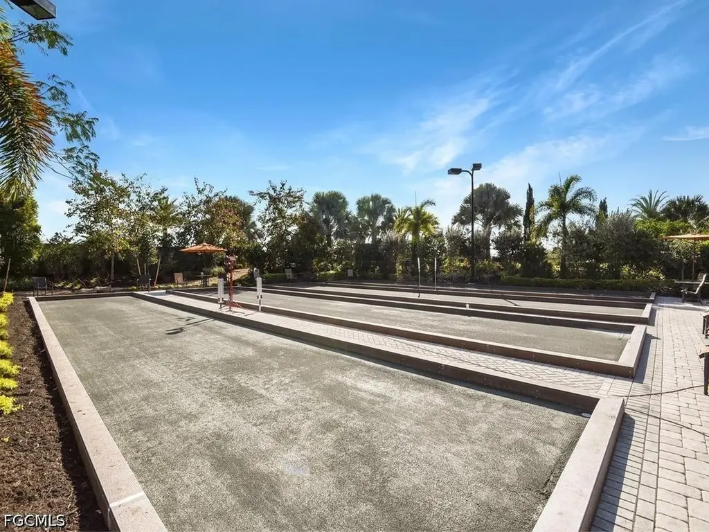 9366 Pocida Court Naples FL 34119