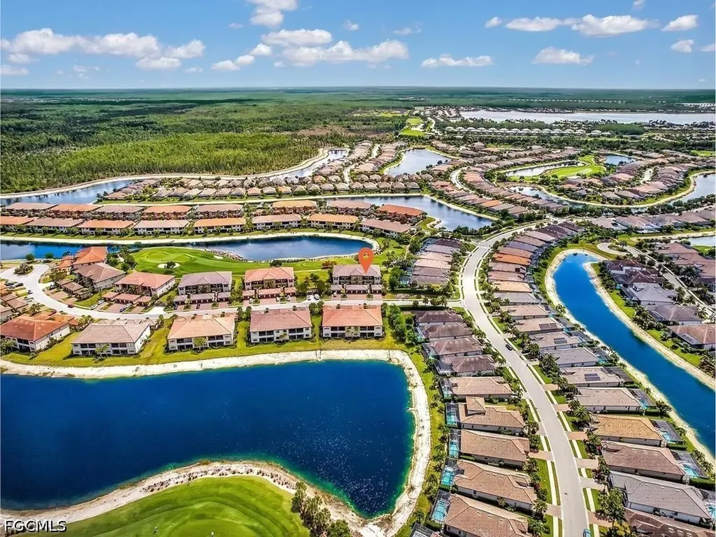 9366 Pocida Court Naples FL 34119