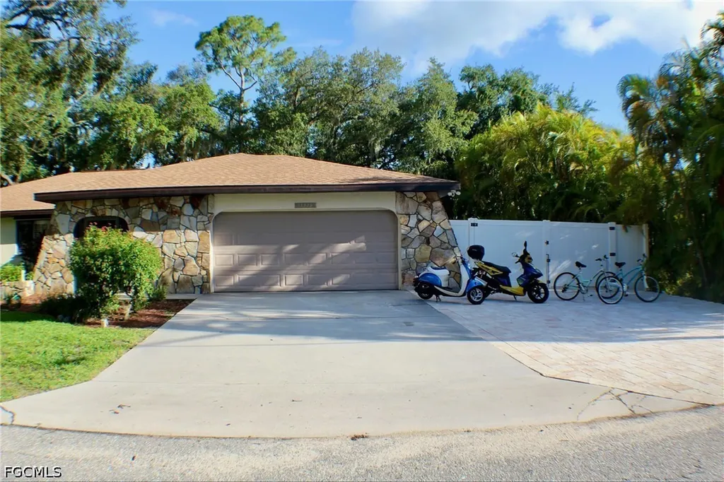 13529 Island Road Fort Myers FL 33905