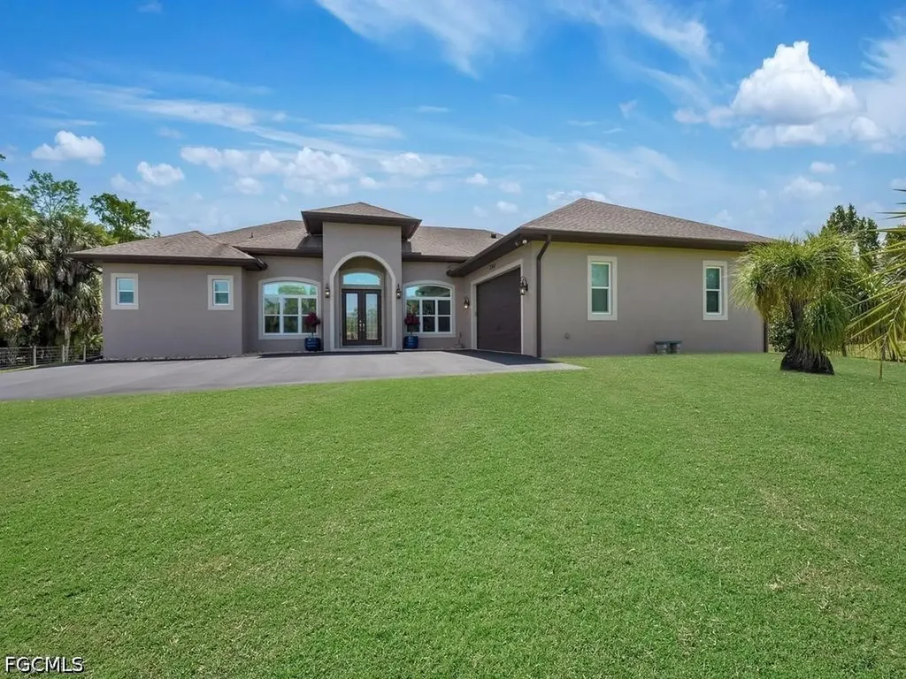 280 23rd Street SW Naples FL 34117