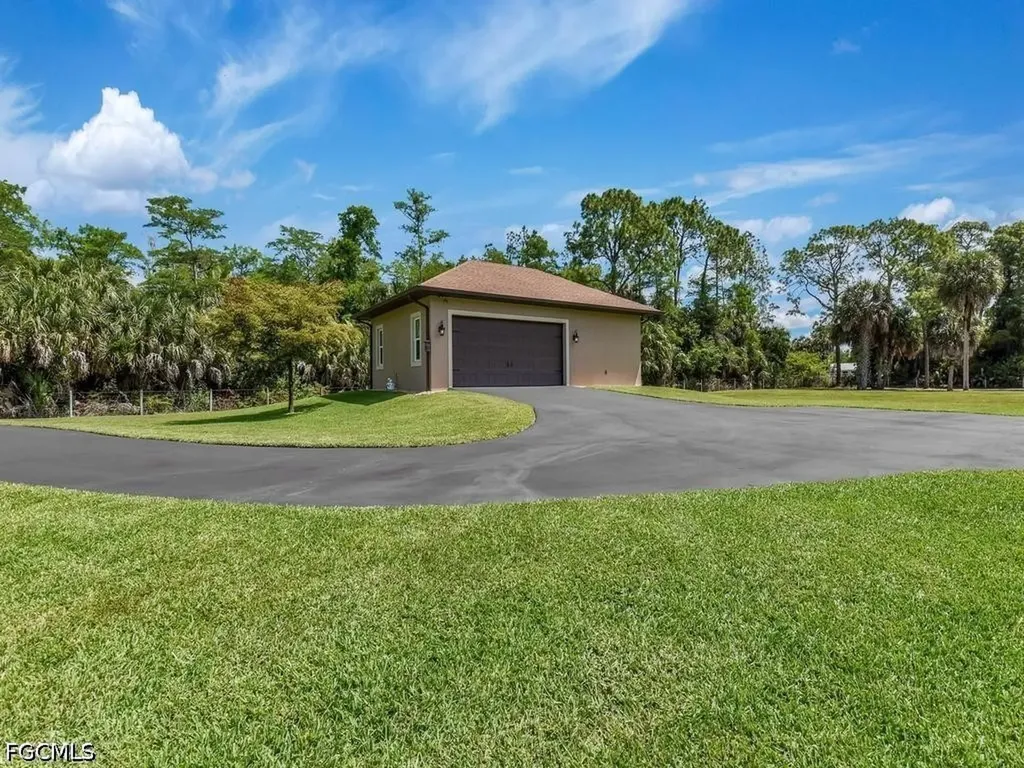 280 23rd Street SW Naples FL 34117