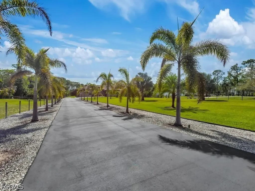 280 23rd Street SW Naples FL 34117