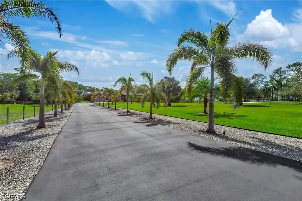 280 23rd Street SW Naples FL 34117
