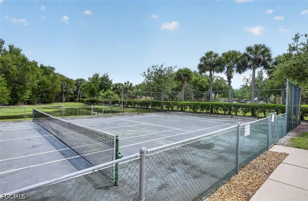 12505 Mcgregor Boulevard Fort Myers FL 33919