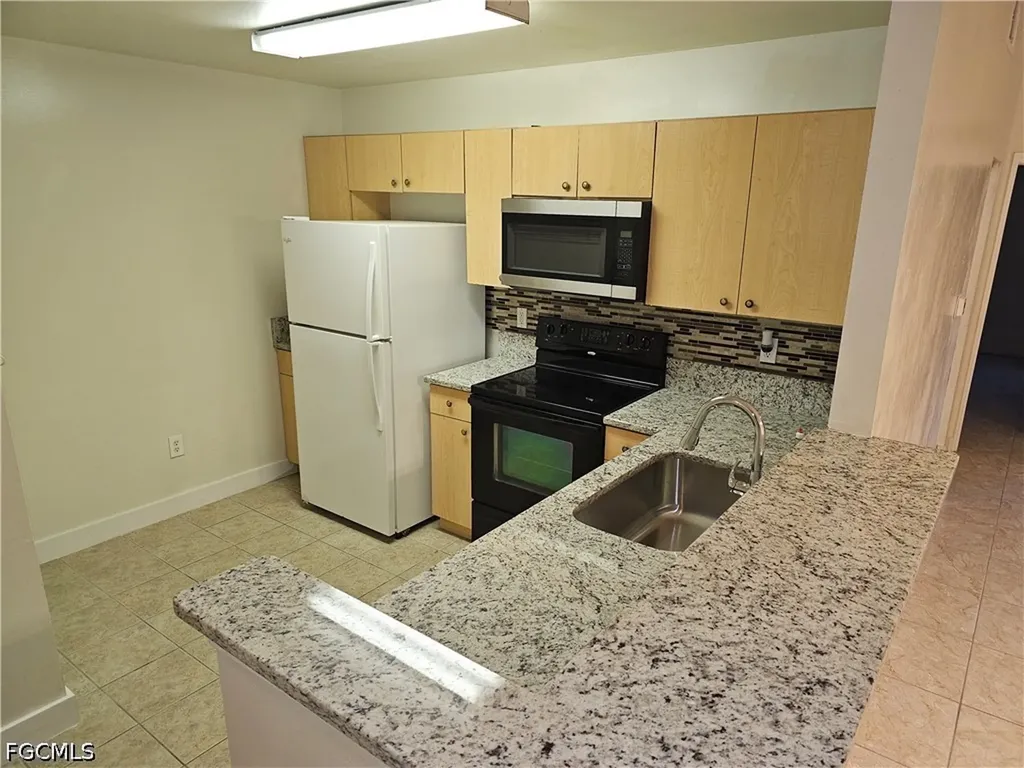 4104 Bellasol Circle Fort Myers FL 33916