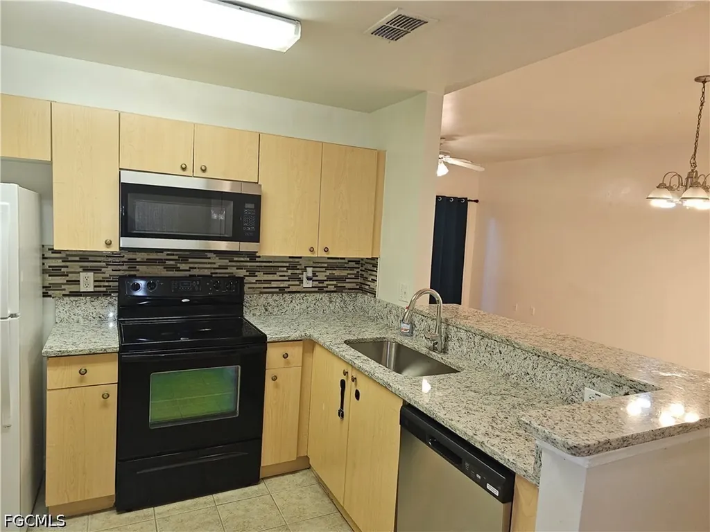 4104 Bellasol Circle Fort Myers FL 33916