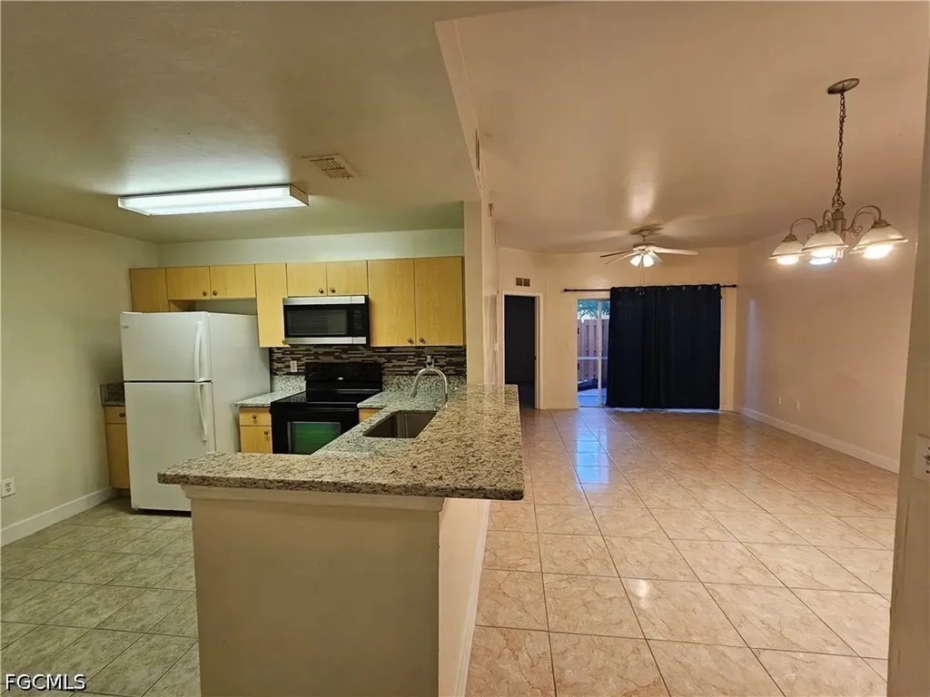 4104 Bellasol Circle Fort Myers FL 33916