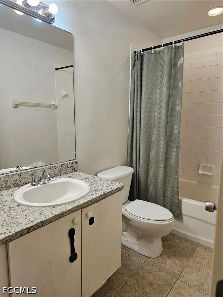 4104 Bellasol Circle Fort Myers FL 33916